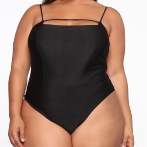 Fashion Nova Skylar Strappy bodysuit